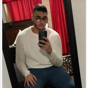 Meet your Posher, Taha